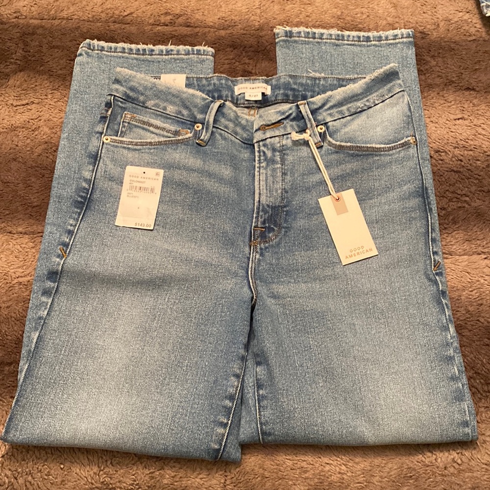 Good vintage jeans. 4/27. Inseam 28. New with tags.